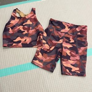 Old Navy powersoft matching set.